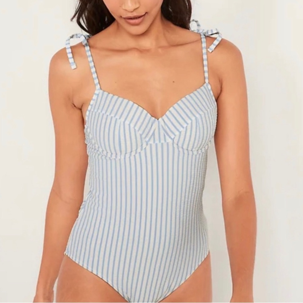 💎 Tie-Shoulder Piqué Underwire One-Piece Swimsuit for Women. NWT